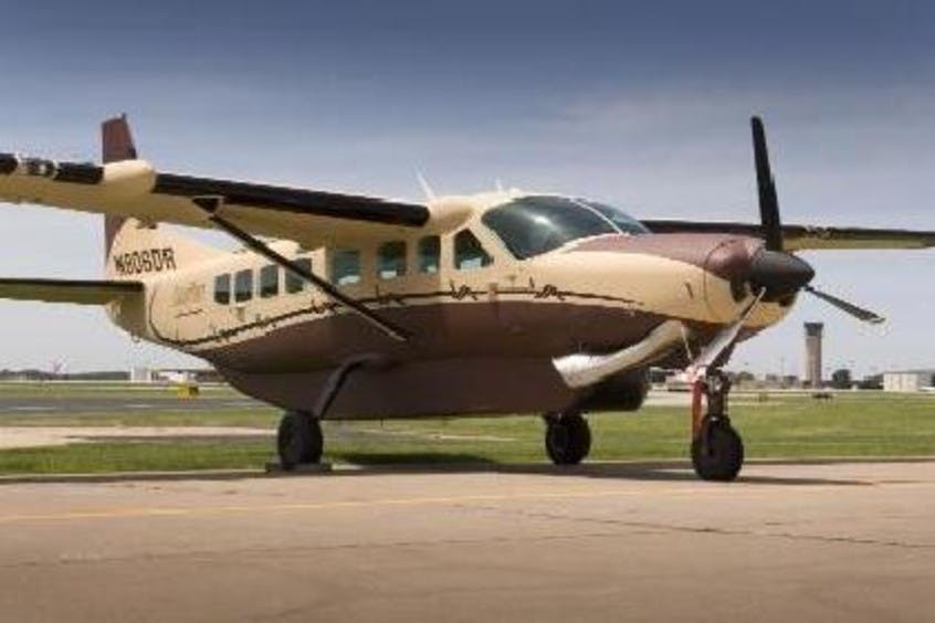 Cessna-C208-Caravan-PrivateFly-CC-AA3166