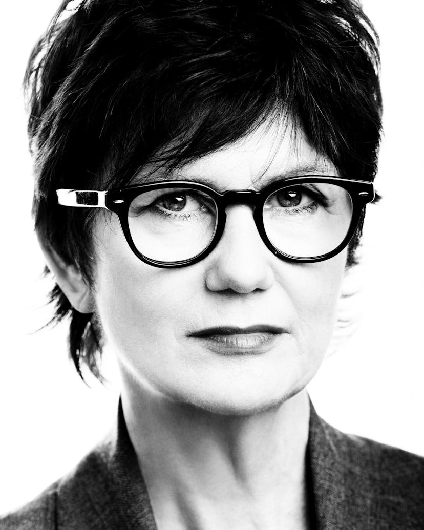 portrait of linda loppa