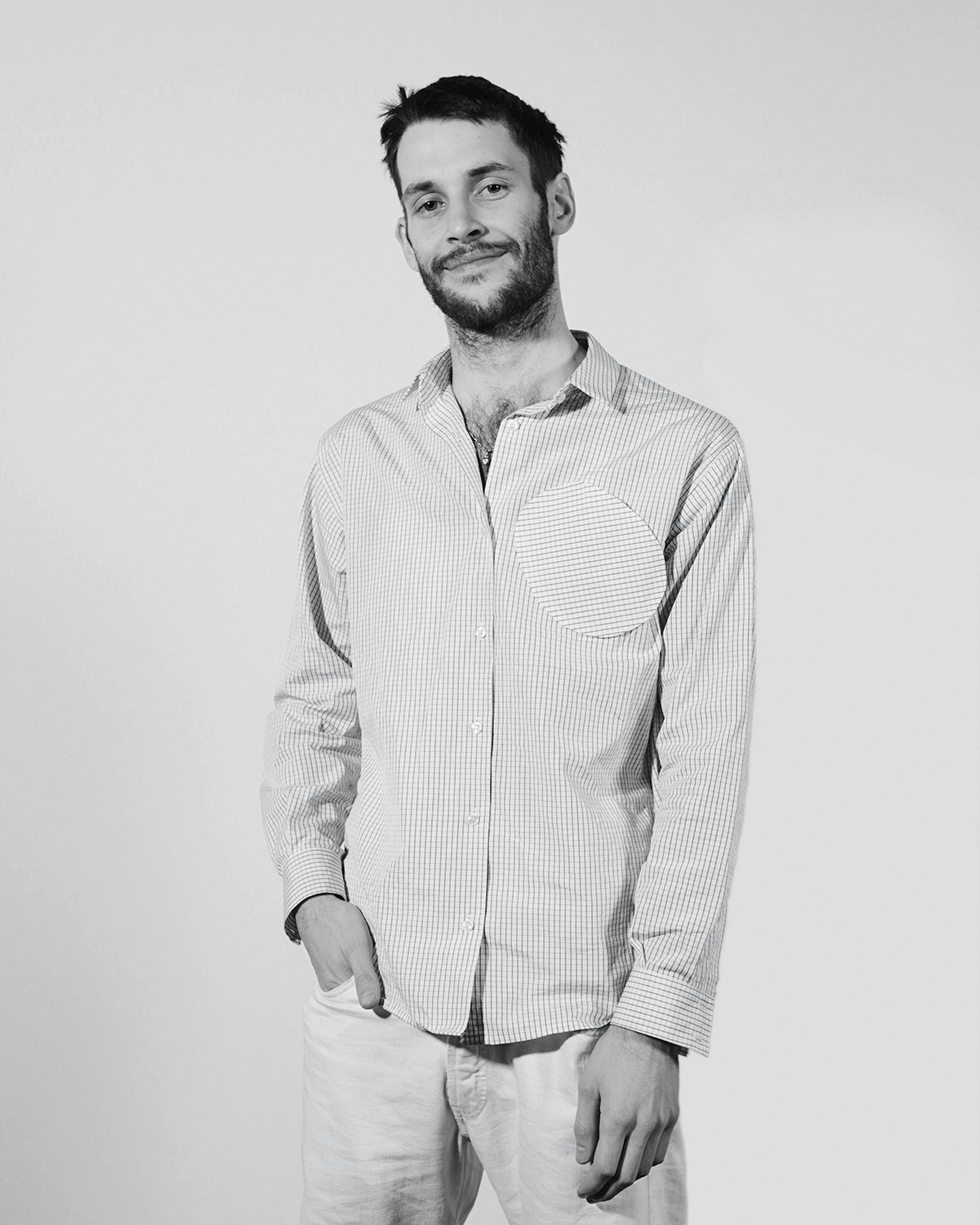 Portrait de Simon Porte Jacquemus, fondateur de JACQUEMUS.