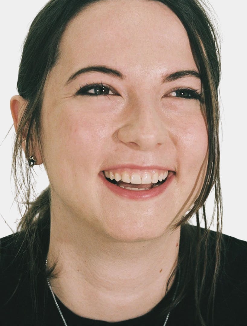 Portrait de NENSI DOJAKA, fondatrice de NENSI DOJAKA.