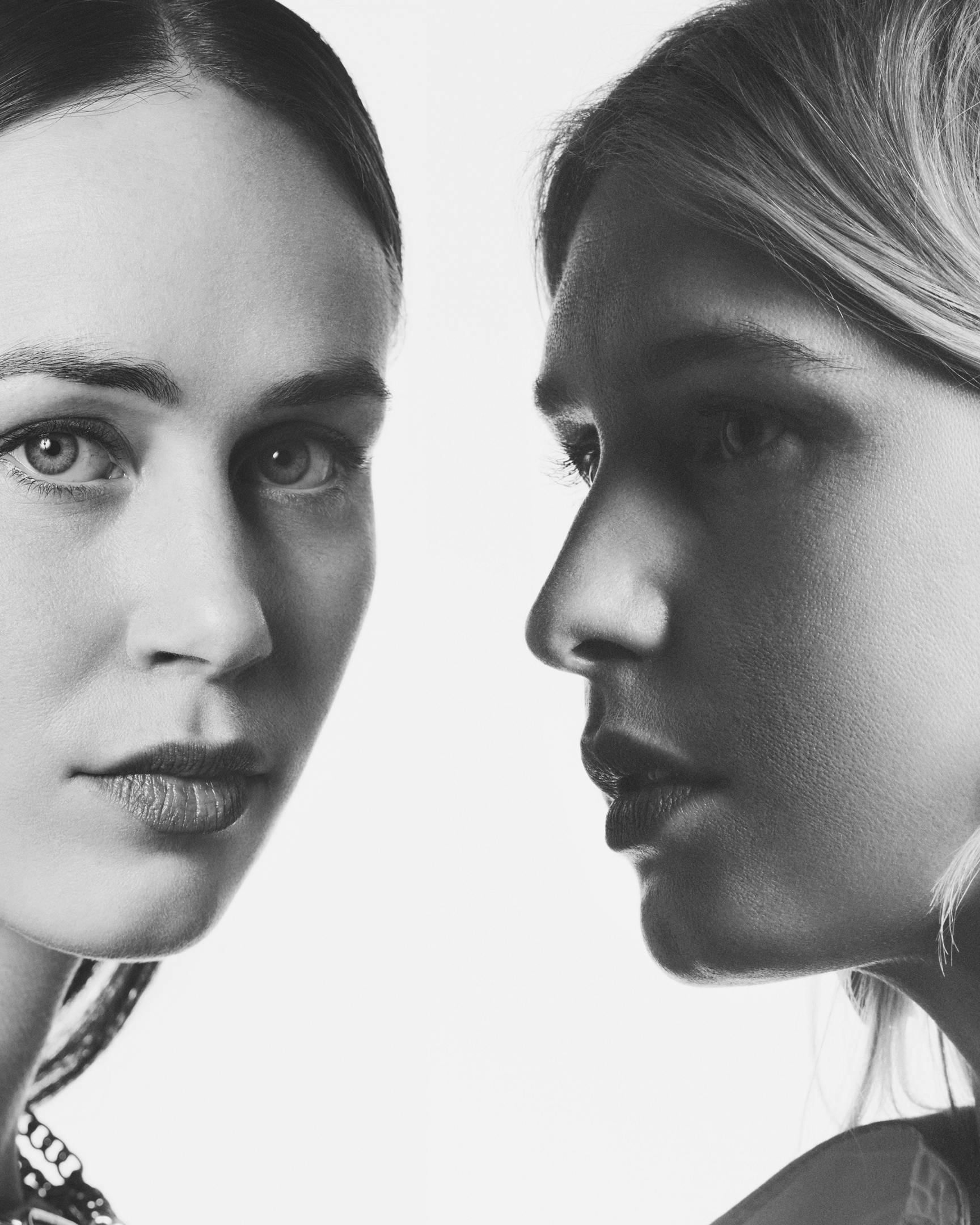 Portrait de Josephine Bergqvist & Livia Schück, fondateurs de RAVE REVIEW.