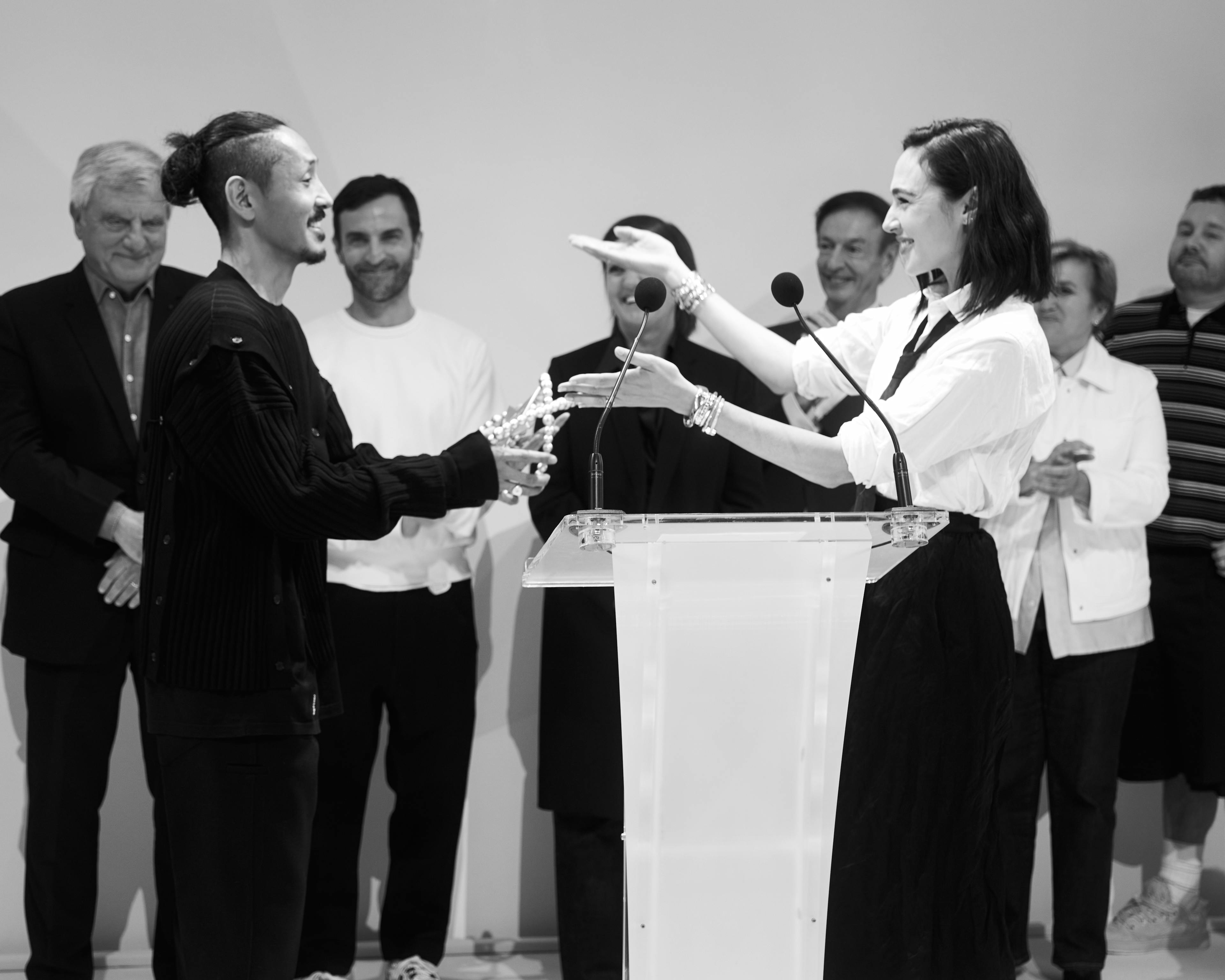 SETCHU AND GAL GADOT AT THE 2023 FINAL