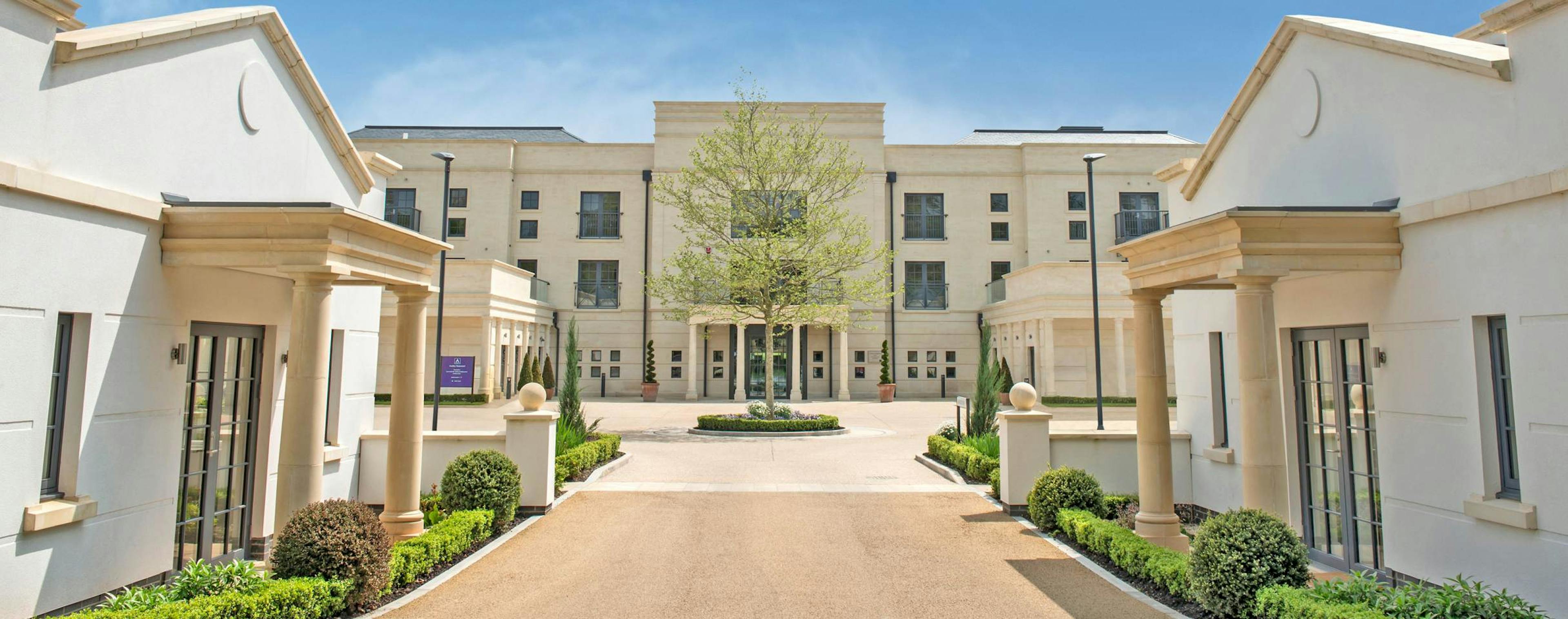 Pro Ear Clinic The Hampton Spa at Redwood 