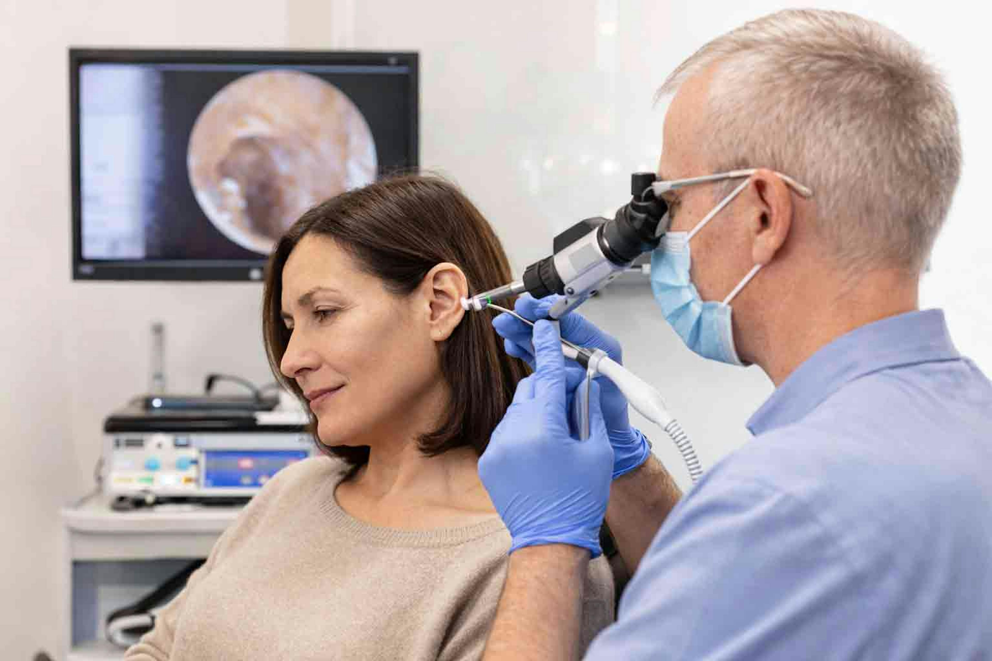 Specialist consultting a patient