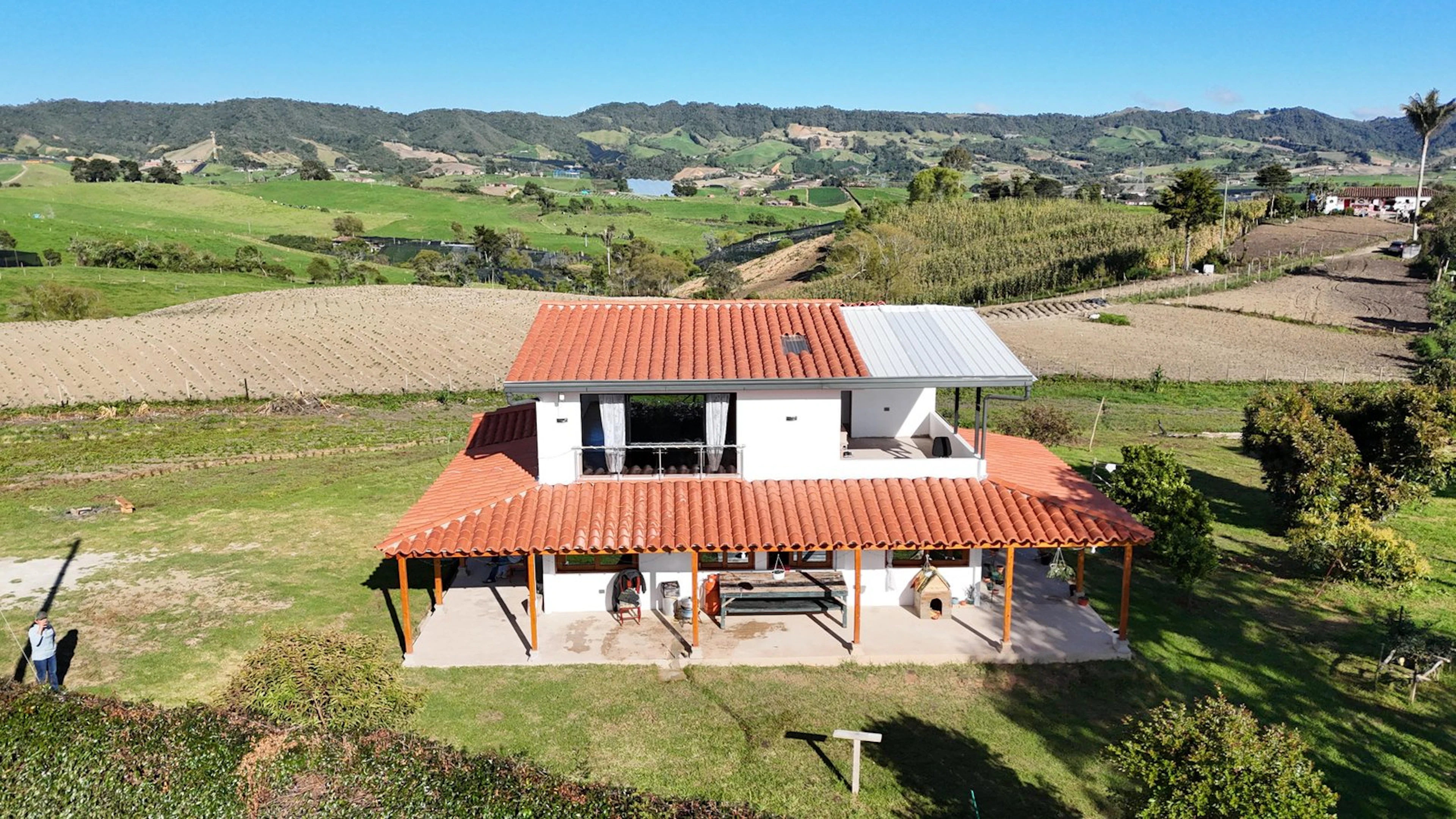 Casa La Unión, vista aérea posterior