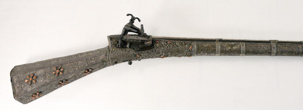 Zw0rY4F3NbkBXaSb_TURKISH-MIQUELET-LOCK-RIFLE-1024x374.jpg?auto=format,compress