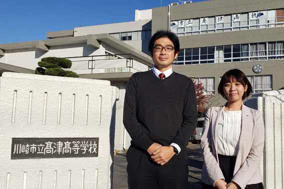 （写真左より）露木先生、宇佐美マネージャー