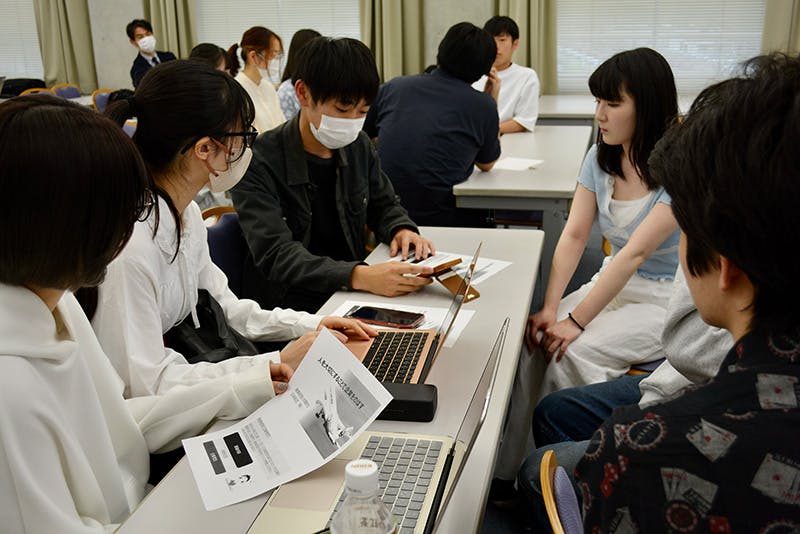 日本航空（JAL）の「健康経営」に対する学生たちの反応は？～取り組み内容や企業理念を成城大学経済学部生に徹底解説～