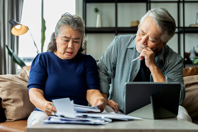 シニア世代は保険で「自分と家族のお金とこころの健康」を守れるか?