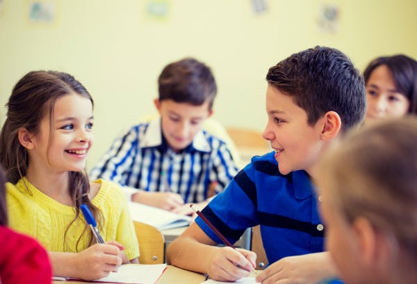 6 Benefits of Interactive Displays in the Classroom - RTI