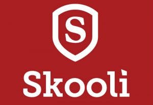 Skooli.