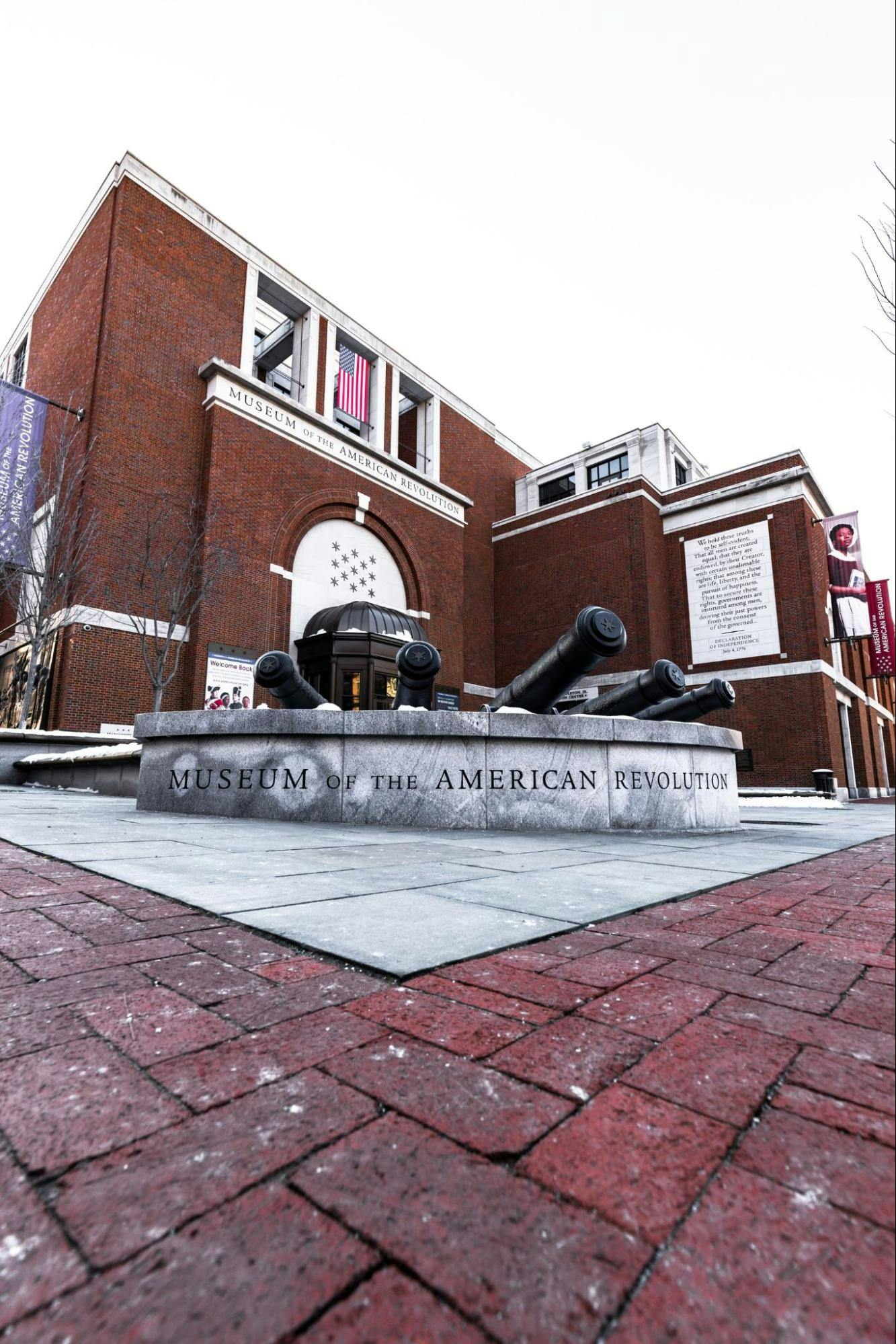 The American Museum of Natural History, which offer virtual learning experiences for students.
