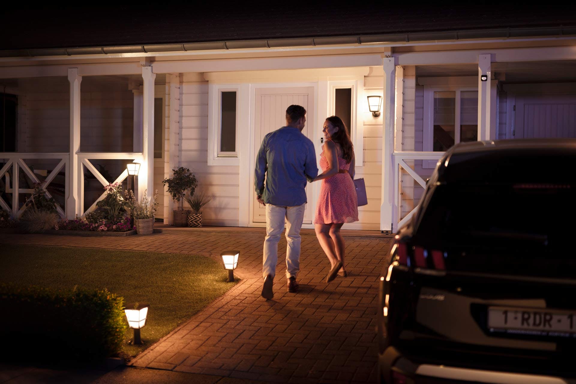 Philips Hue -liikeanturilla toimivat valaisimet