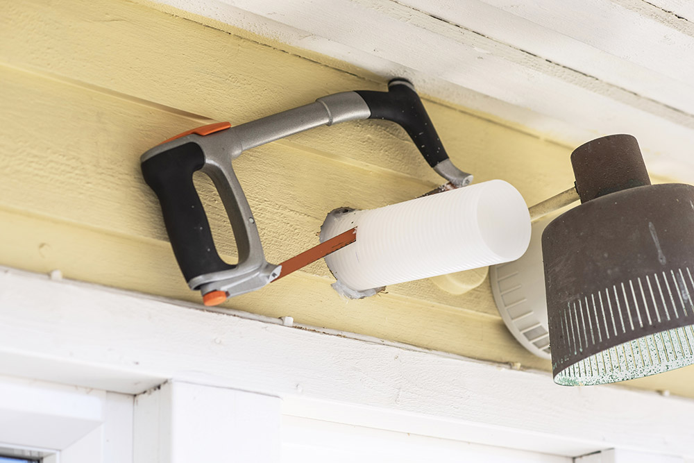 kapa rören på utsidan