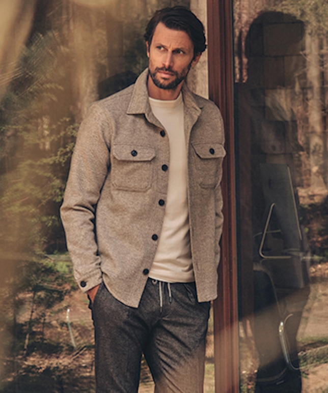 Man draagt overshirt van Profuomo