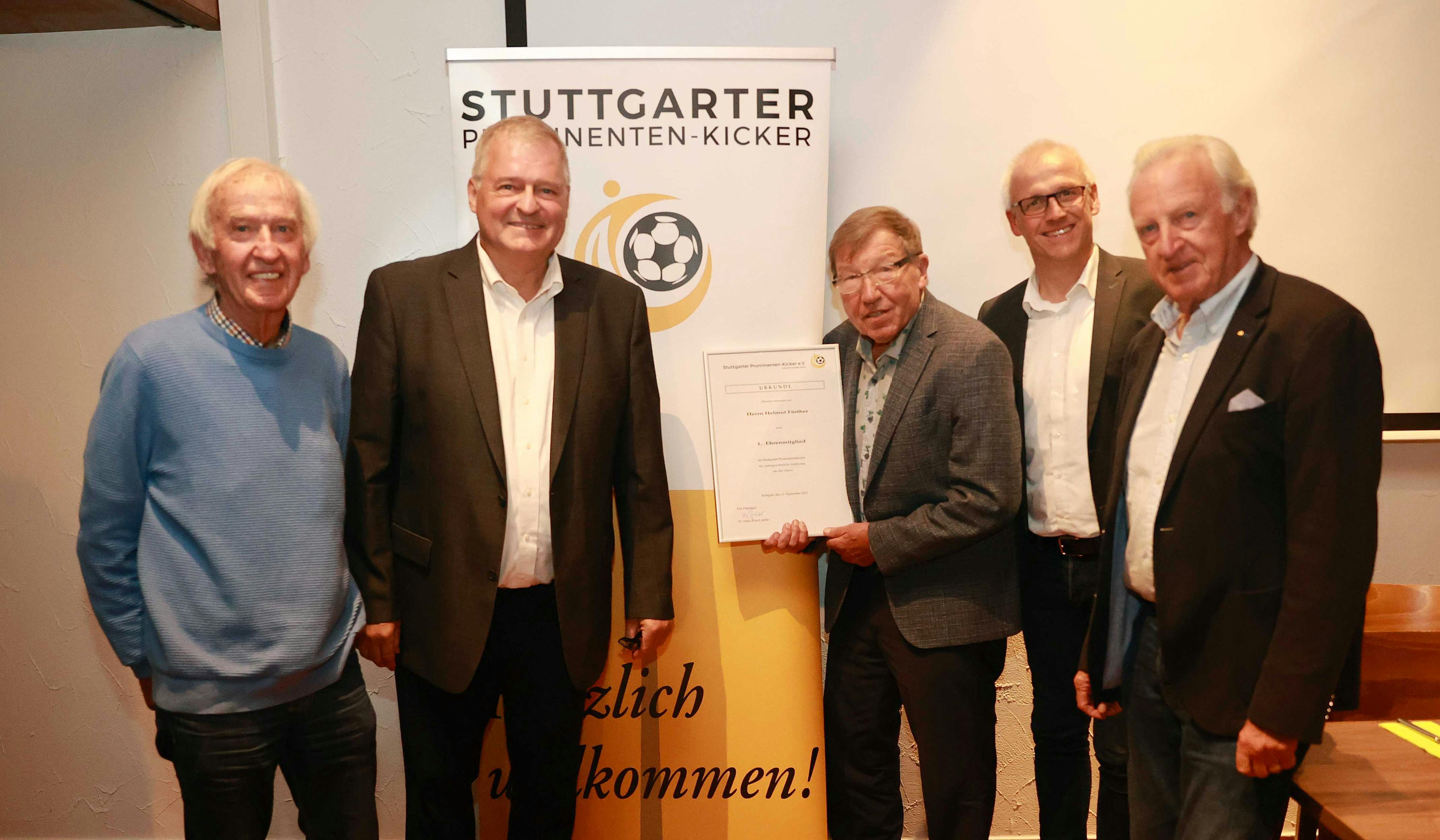 Alle Präsidiumsmitglieder der Stuttgarter Prominentenkickers