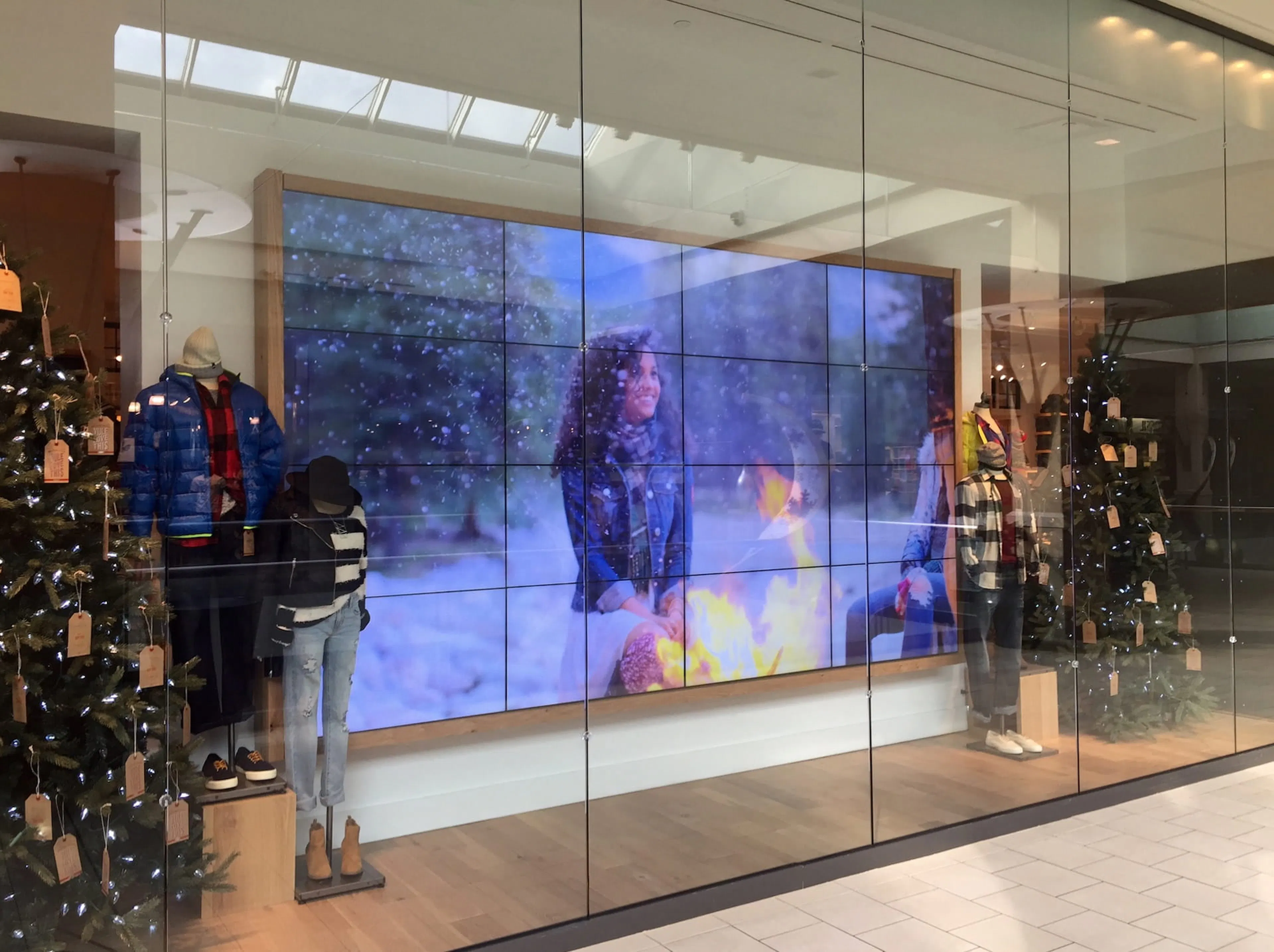 Commercial Video Wall in Retail storefront