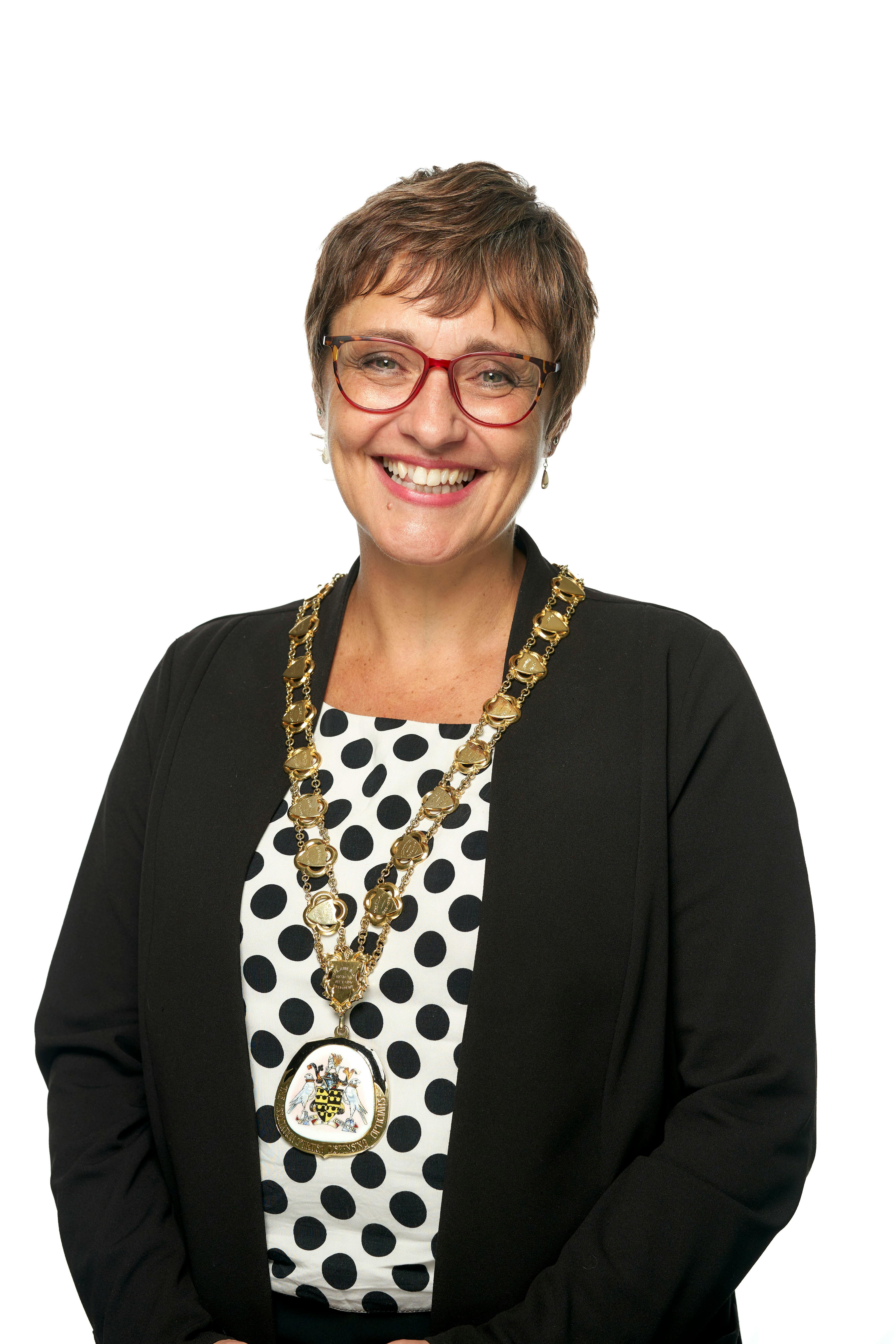 Dispensing optician job profile Prospects.ac.uk