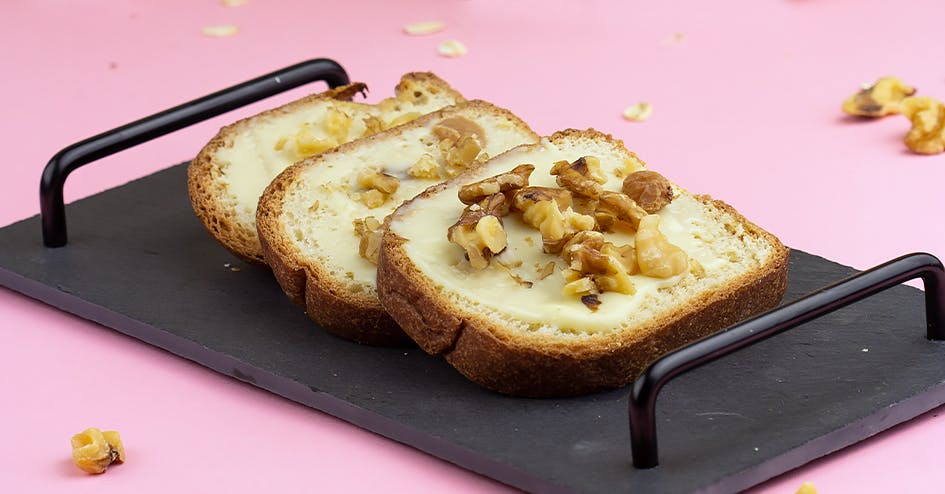 Protiplan Koolhydraatarm Rozijnenbrood met Smeerkaas