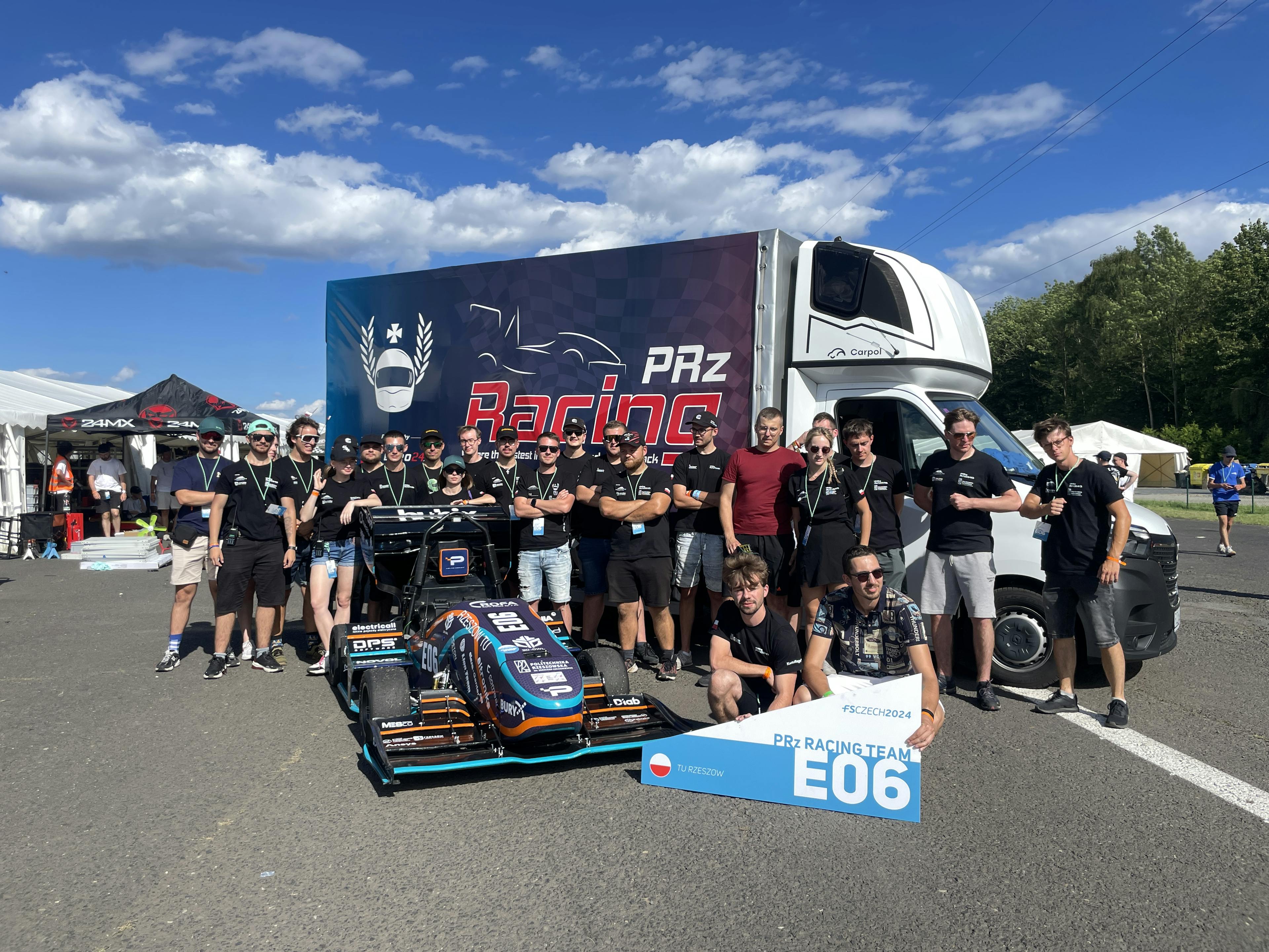 PMT-06E team photo