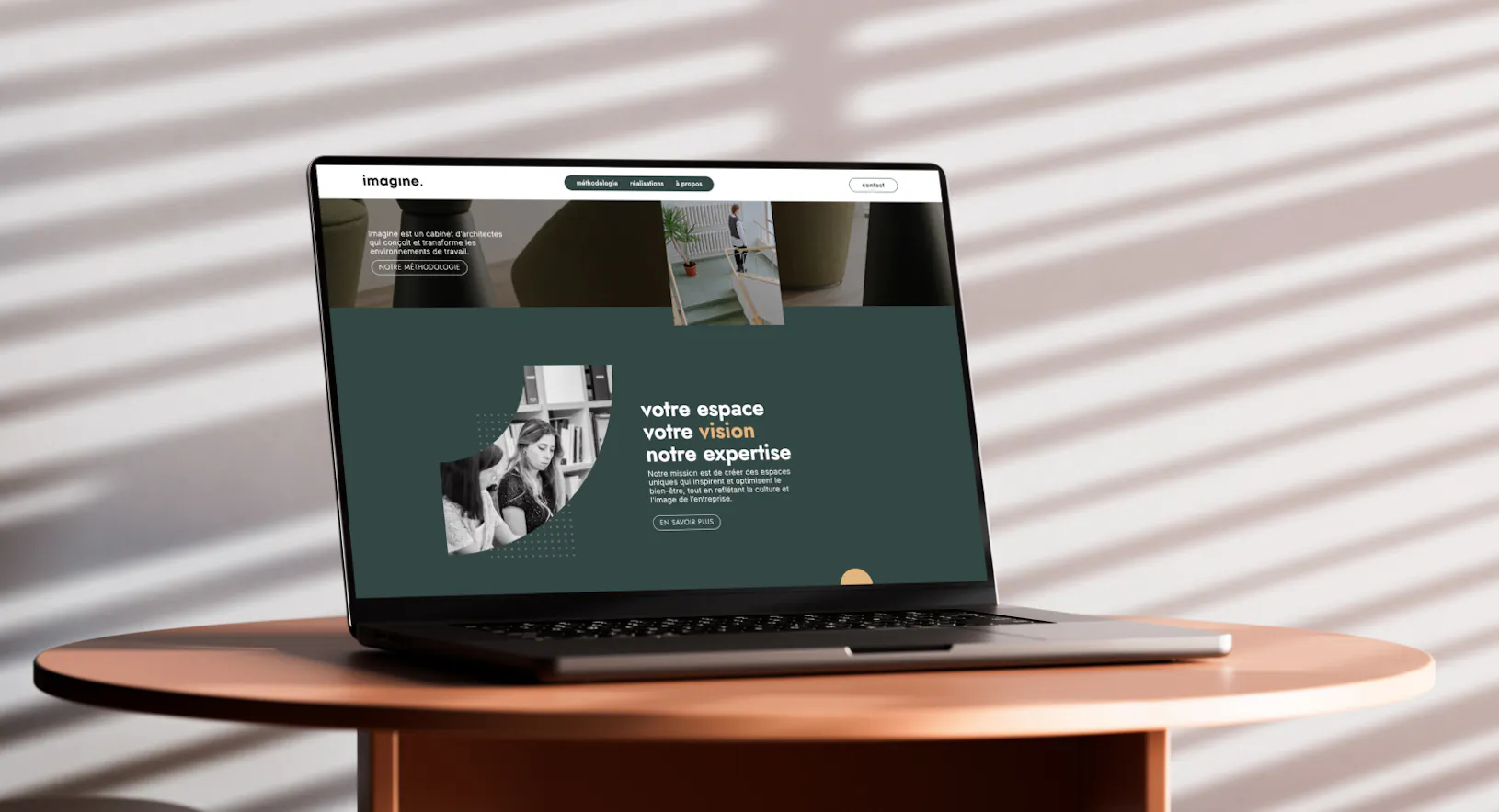 Mise en avant du site d'Imagine Group designé et intégré par l'agence Publicom avec la technologie Webflow