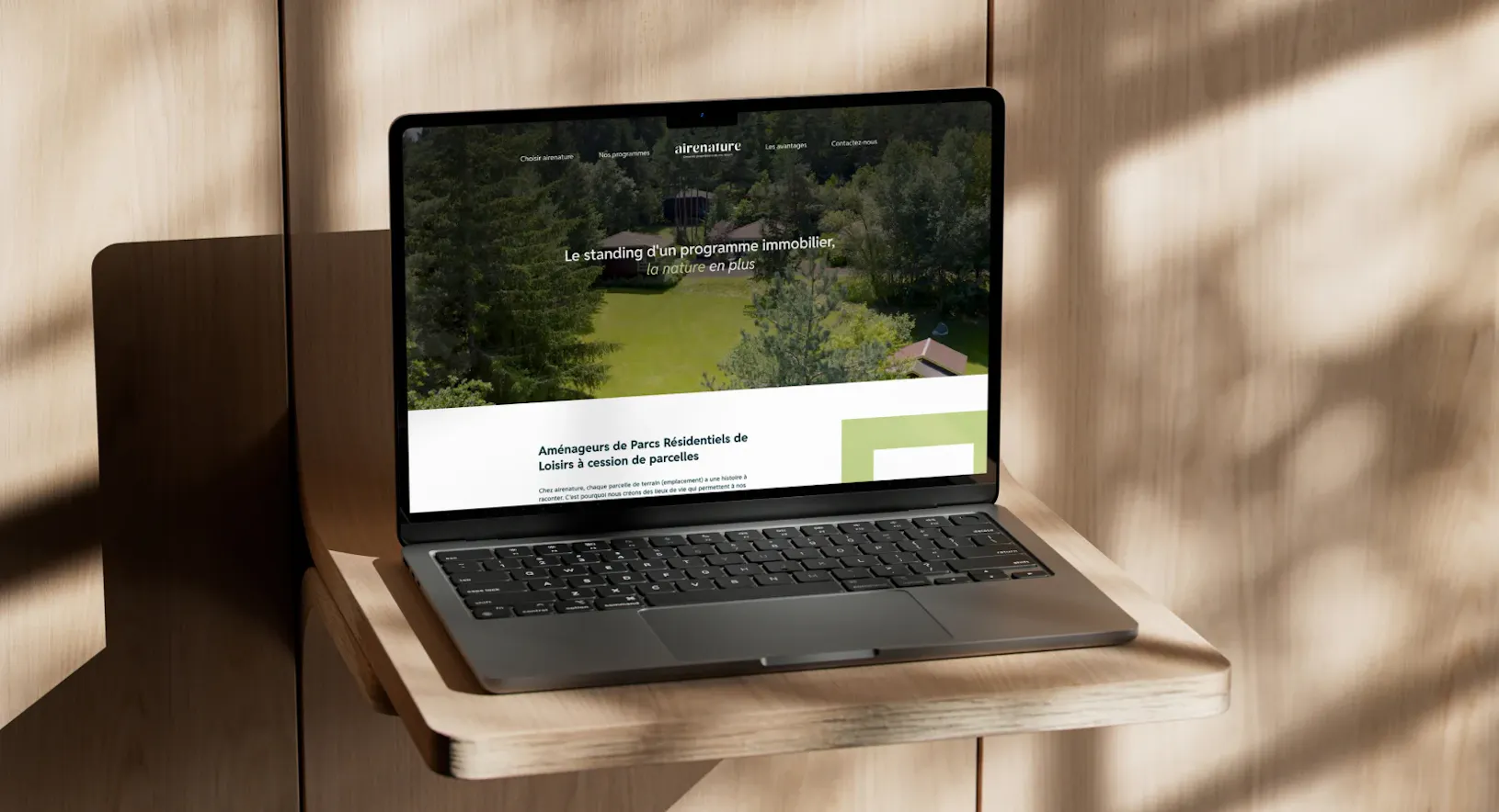 Mise en situation desktop du site internet airenature par l'agence design et digitale Publicom