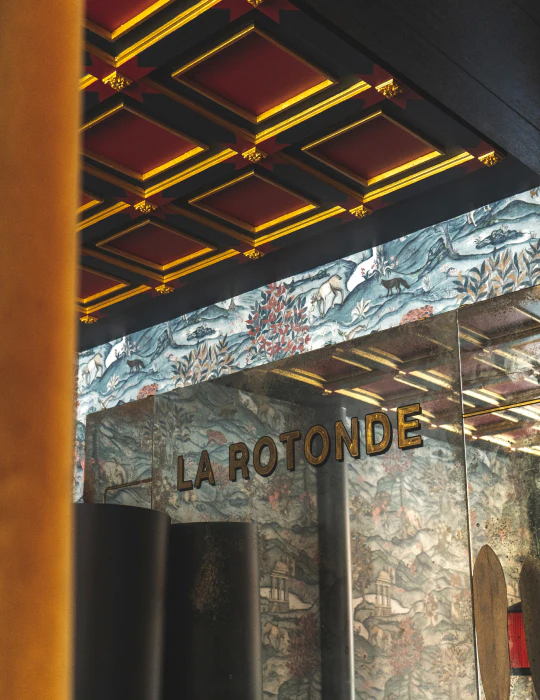 La Rotonde - Intérieur restaurant (couloir)