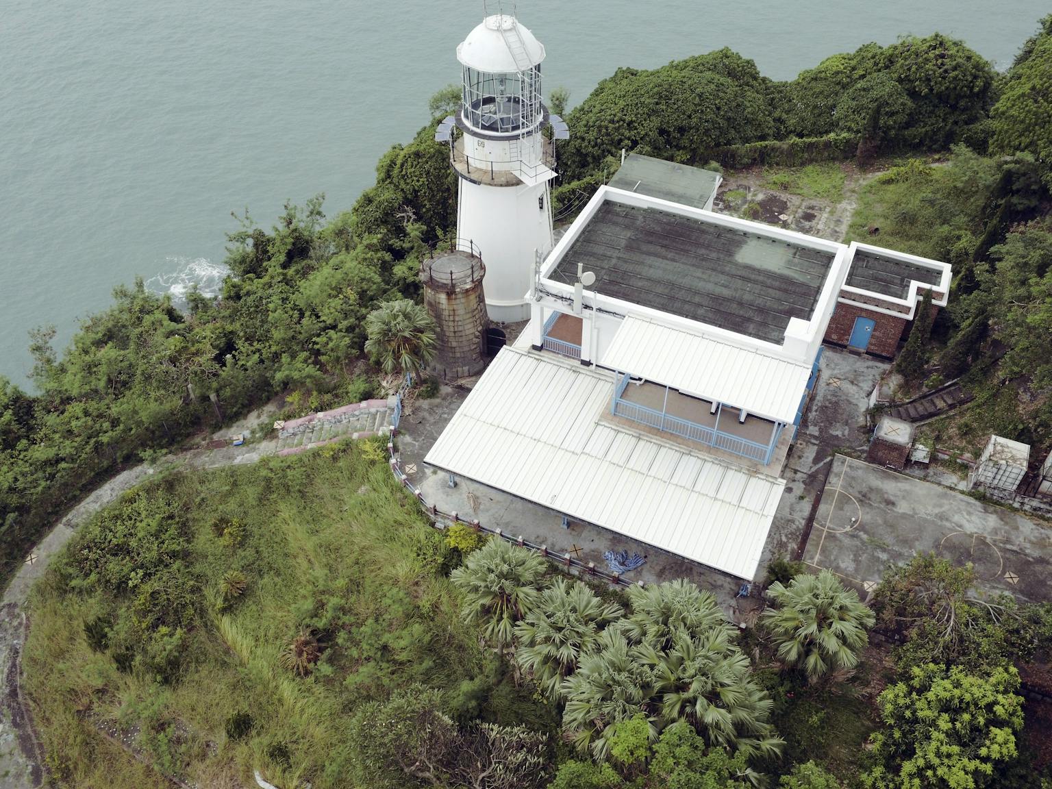 The Green Island Lighthouse Compound © ESL for Purcell