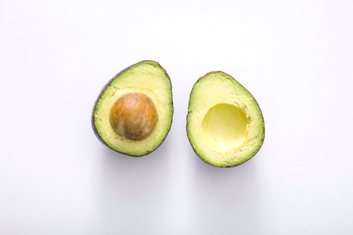 Cholesterin und Fettstoffwechsel: Gute Fette finden sich in der Avocado