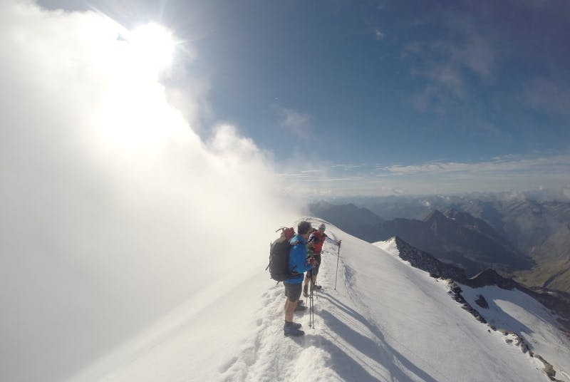 Bergtour im Nebel