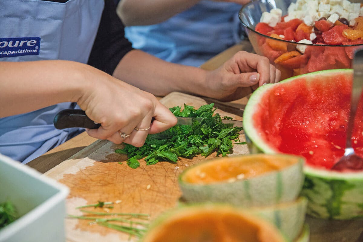 Selbst kochen und auf regionale und saisonale Zutaten setzen, macht sich bezahlt
