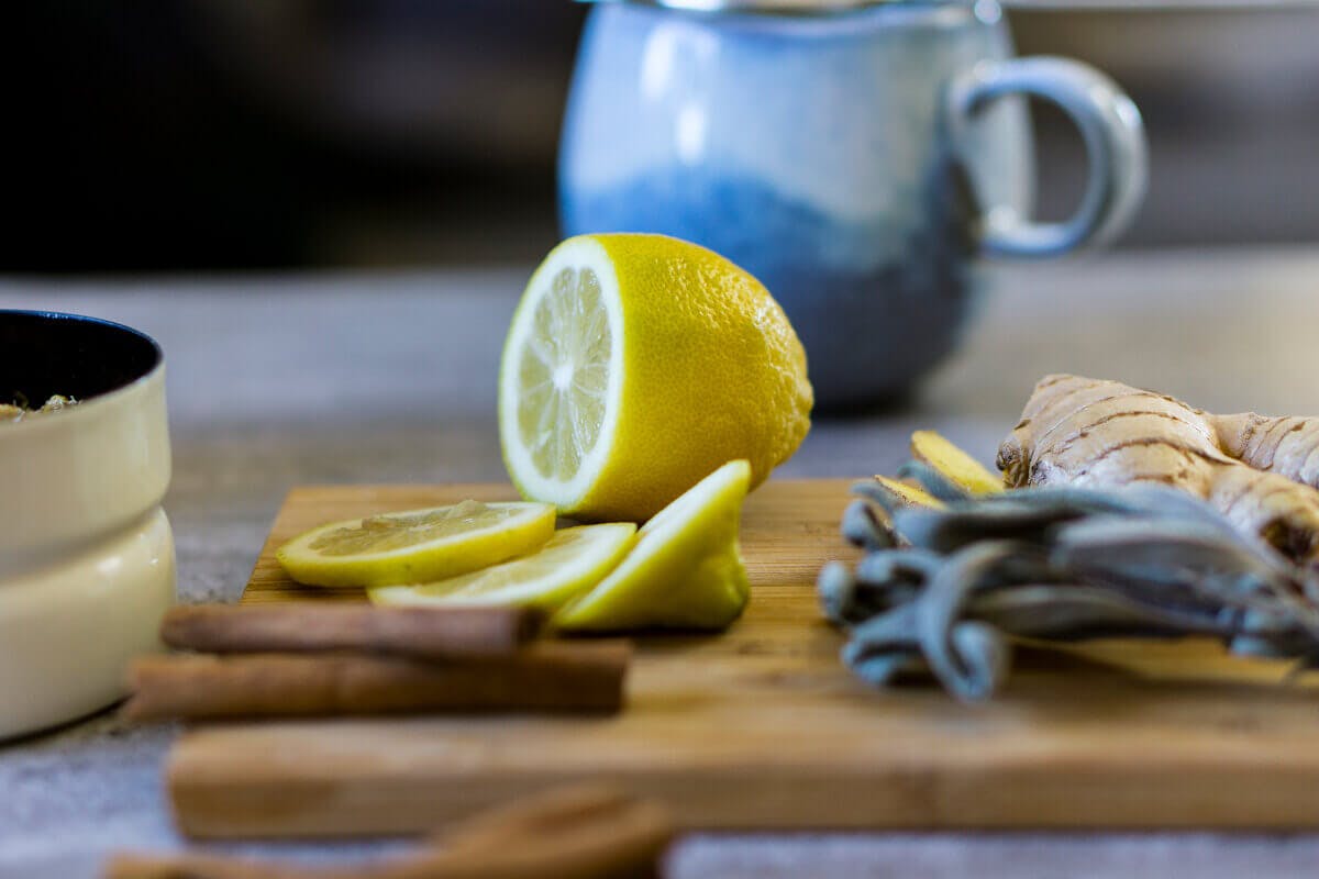 Das Immunsystem wird durch die Ernährung beeinflusst. Heiße Getränke können unterstützend wirken.