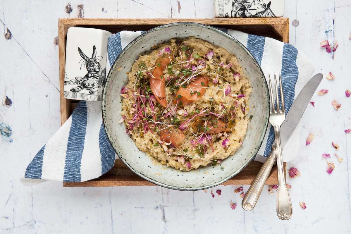lachs-tablett_lachsforelle-mit-pastinaken-pueree