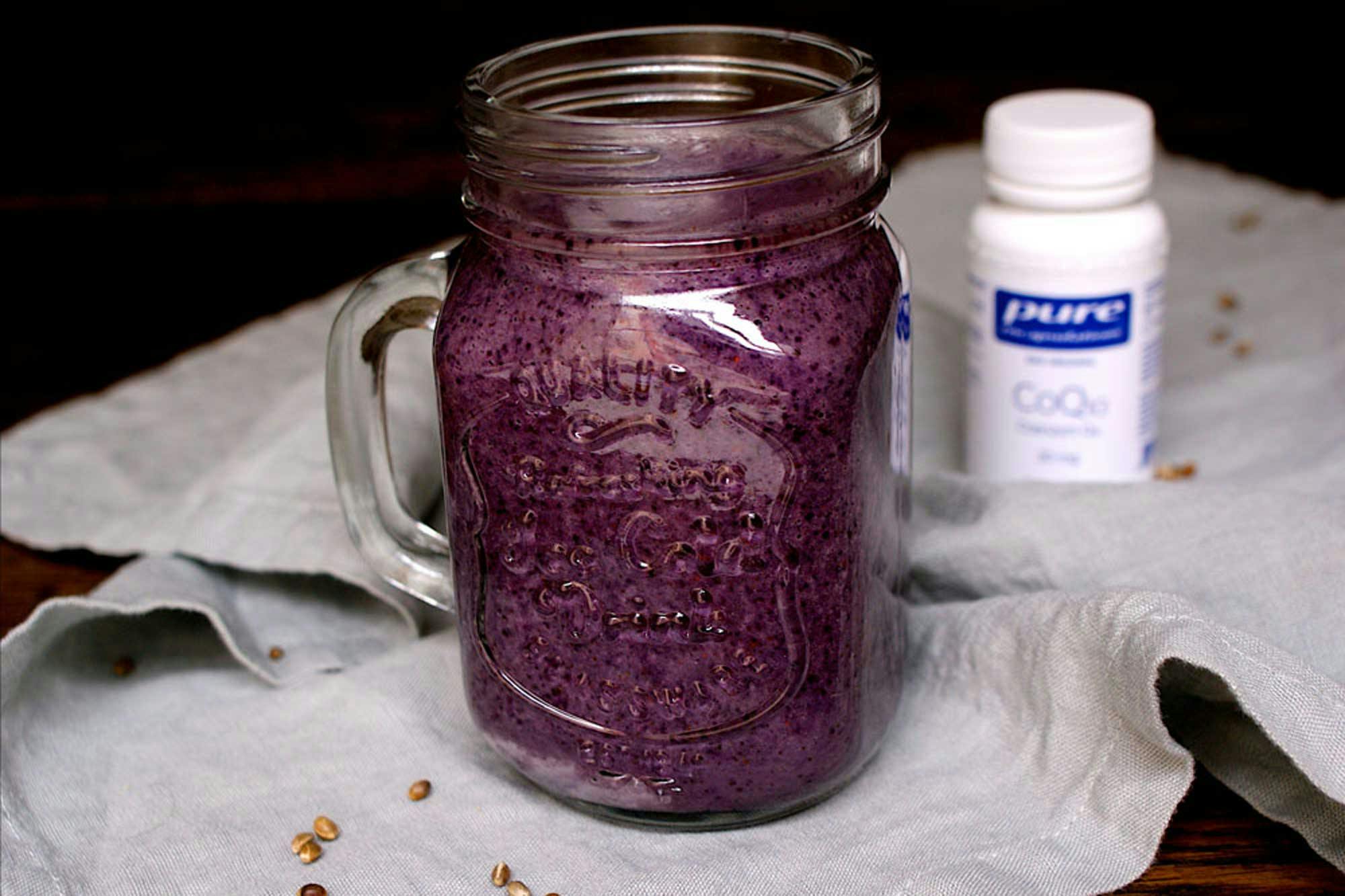 Heidelbeer Smoothie Zutaten mit wertvollen Vitaminen und Mineralstoffen