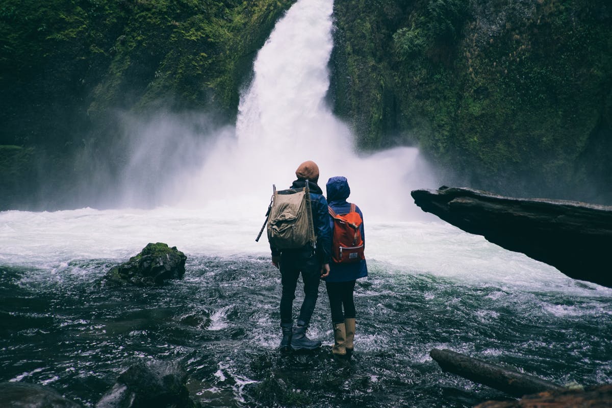 Gelenkschonend Wandern ist sehr wichtig, um Schäden der Knorpel und Gelenke zu verhindern.
