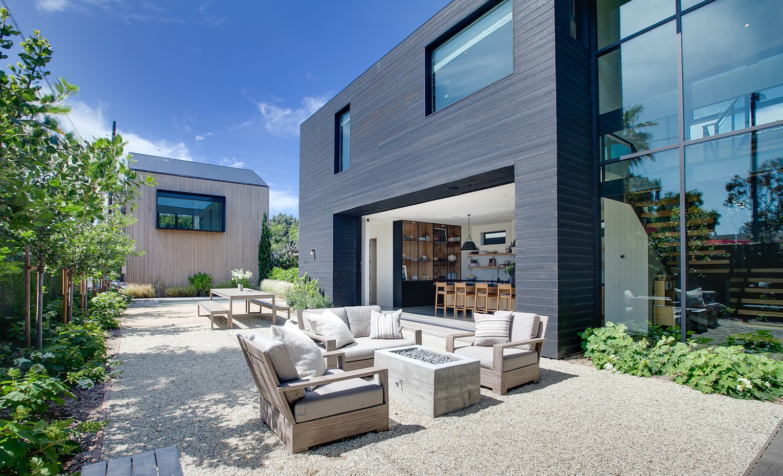 Flower Avenue Peter Vincent Architects