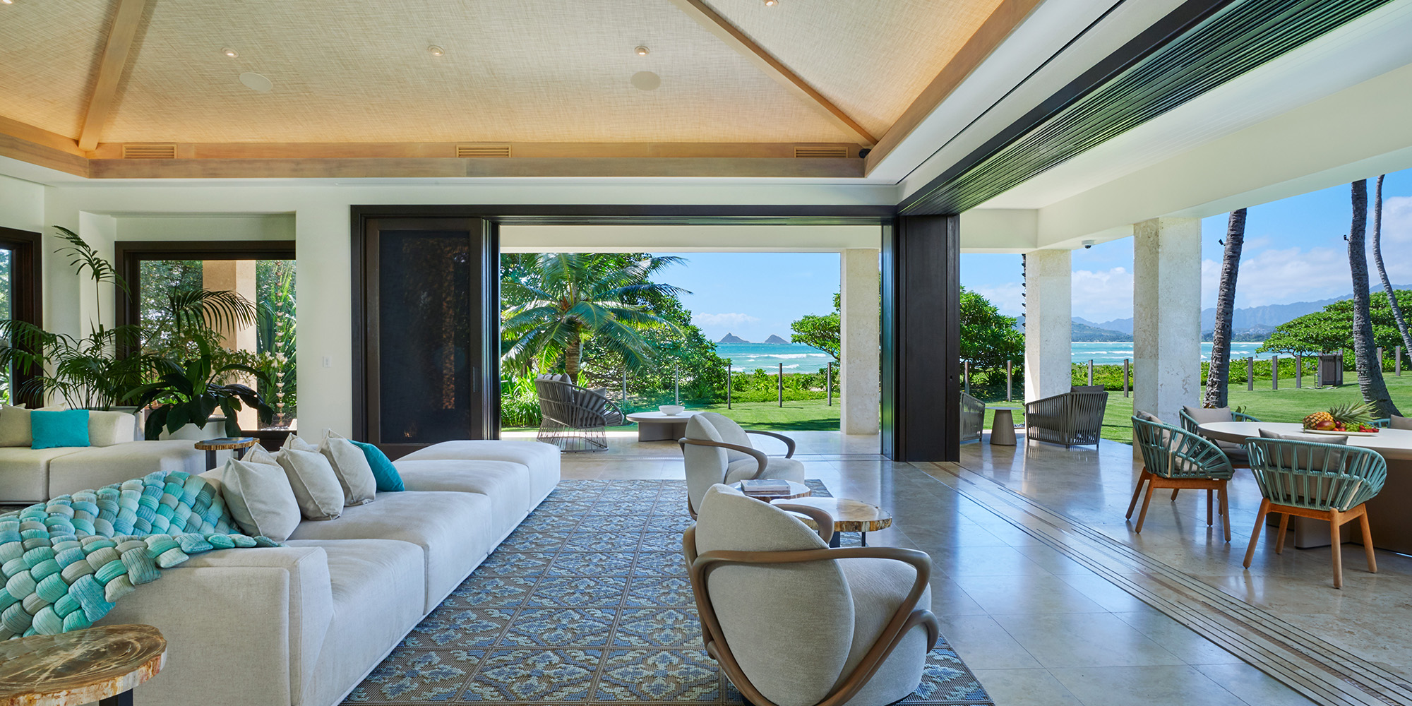 View from the family room out to the ocean