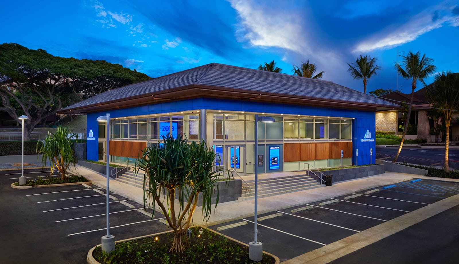 Bank of Hawaiʻi at Pearlridge Peter Vincent Architects
