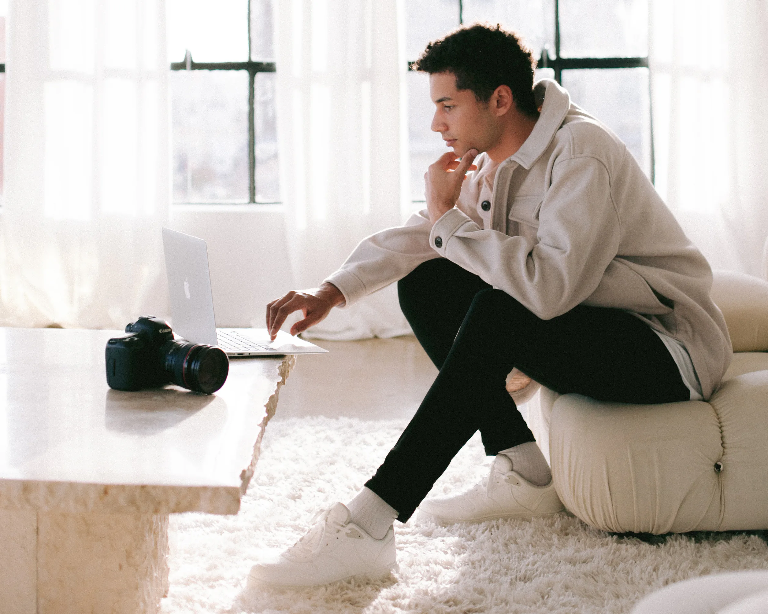 Como dizer educadamente: "Desculpe, não estou fotografandode graça."