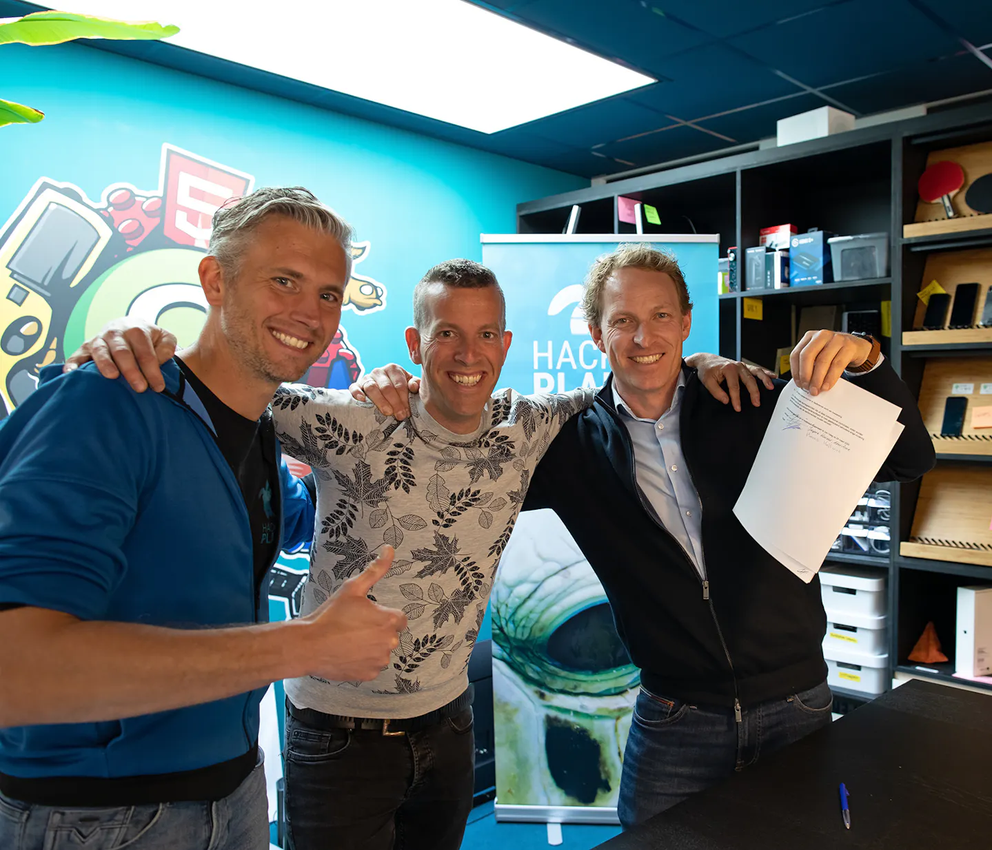 Ondertekening overeenkomst EldersVR