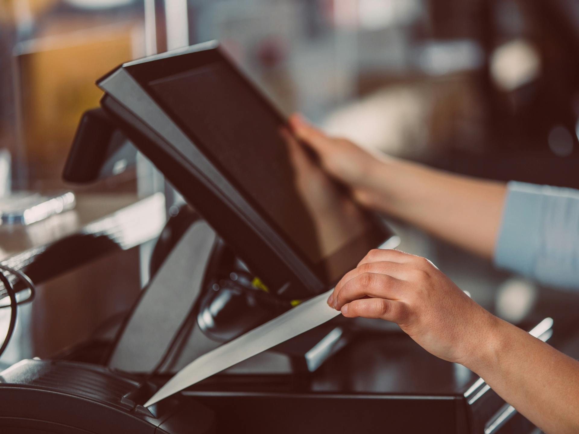 Qamarero Digitalize Your Hospitality Business And Increase Your Billing Qamarero Digitalize Your Hospitality Business And Increase Your Billing