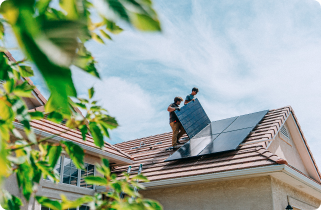 Trasforma la tua energia solare in risparmio con i nostri impianti fotovoltaici su misura, progettati per massimizzare l’efficienza e ridurre i costi energetici.