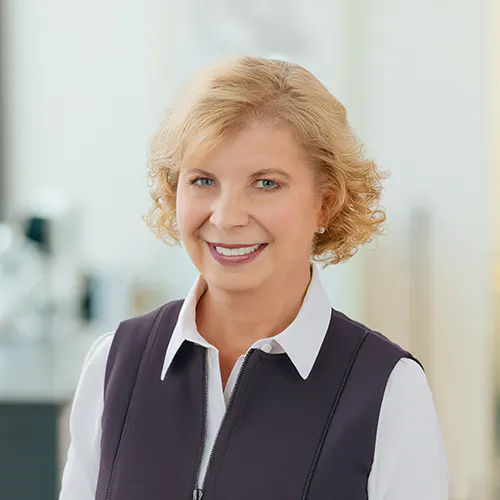 Kara Trott