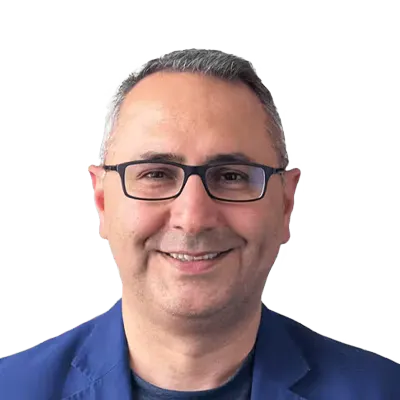 Fares Alraie headshot