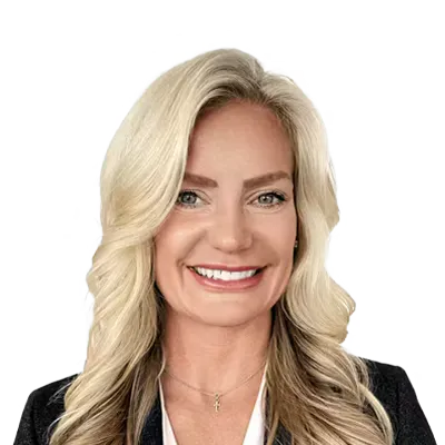 Nancy Sansom headshot