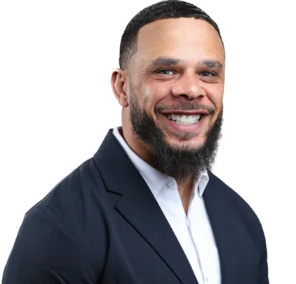 Damien Anderson headshot