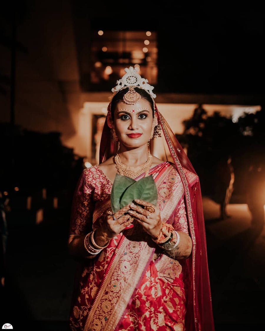 Dudhe alta benarasi look