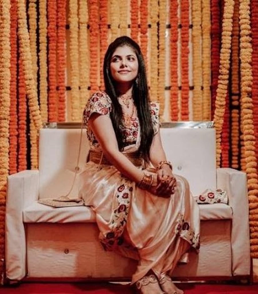 bridal mehndi outfit