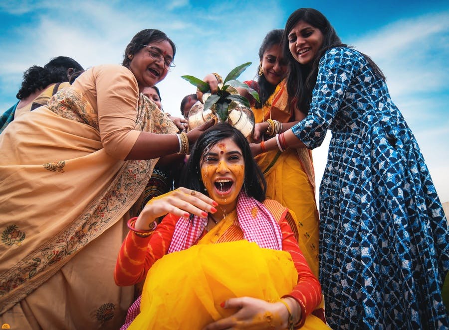 bride haldi photo