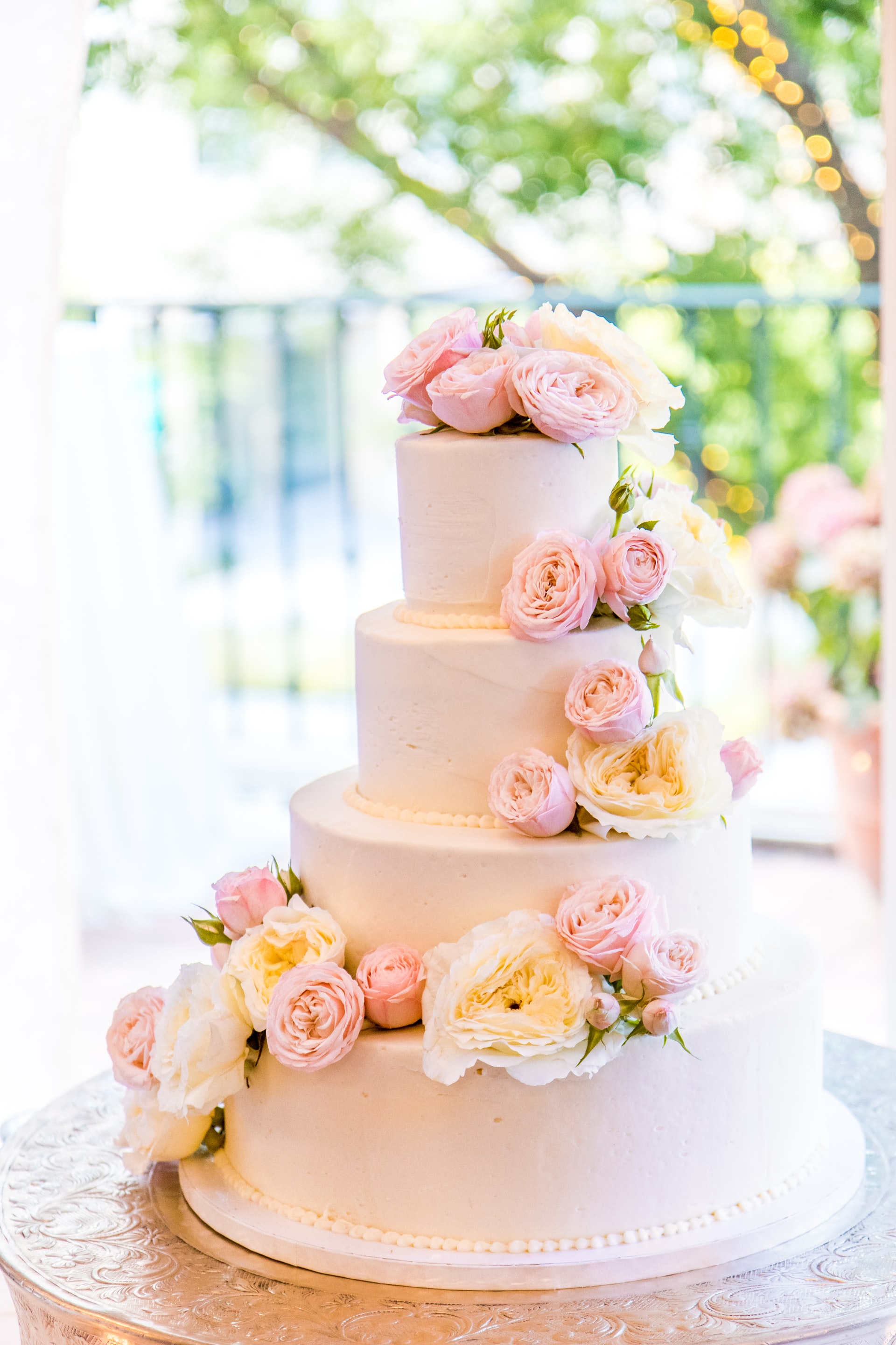 Wedding engagement cake, Food & Drinks, Homemade Bakes on Carousell